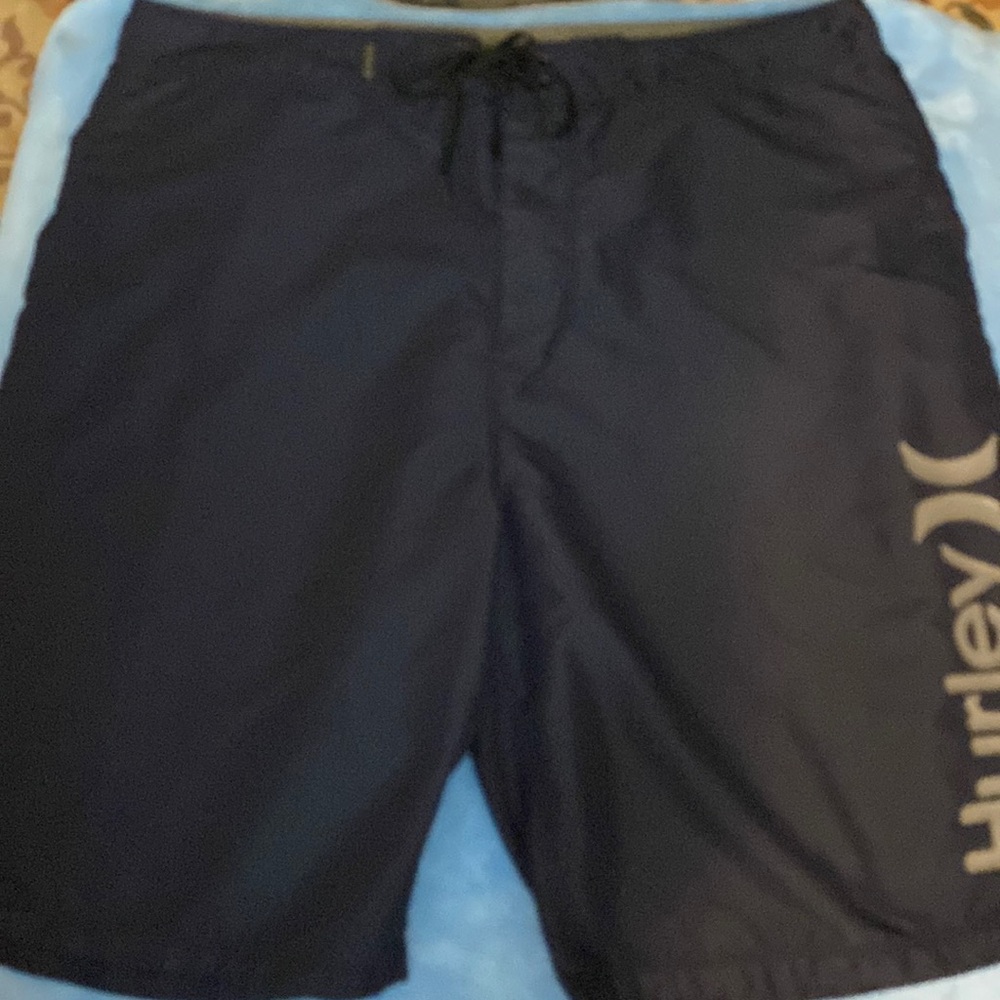 Hurley men’s shorts size 32